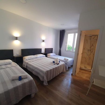 Hostal Vara Madrid Esterno foto